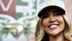 Virginia Fonseca exibe talento inesperado e encanta ao colorir desenhos na casa de Vini Jr. em 2026