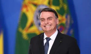 Flávio Bolsonaro planeja lançar Rogéria Bolsonaro ao Senado e isola Cláudio Castro no Rio em 2026