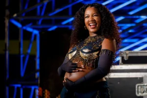 IZA agita o Arraiá Barueri 2026 com show grátis e celebração típica